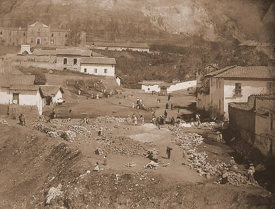 Avenida 24 de Mayo 1